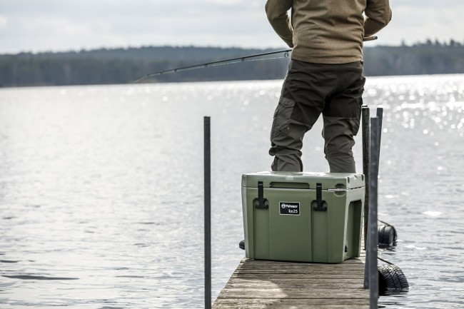 Smoker and More - Petromax Kühlbox 25 Liter oliv