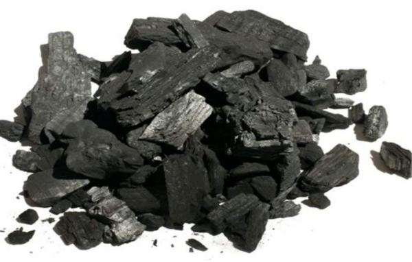 Phoenix Premium Grill-Holzkohle 5kg aus Namibia Phoenix Premium Grill-Holzkohle 5kg aus Namibia