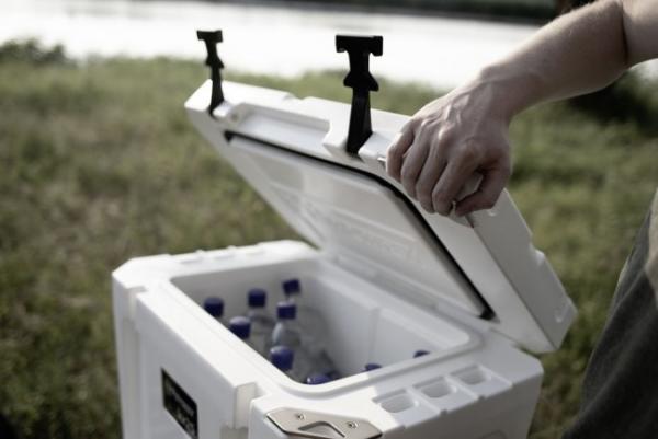 Petromax Cool Box 25 Litre alpine white Petromax Cool Box 25 Litre alpine white