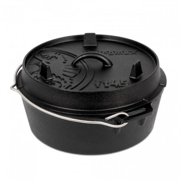 Petromax Dutch Oven (6qt) with a plane bottom surface